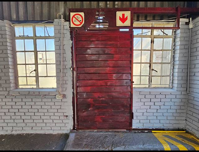297M² FACTORY TO LET IN ANDERBOLT